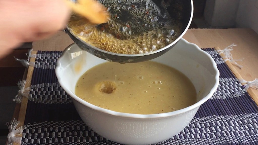 Kırmızı mercimek çorbası