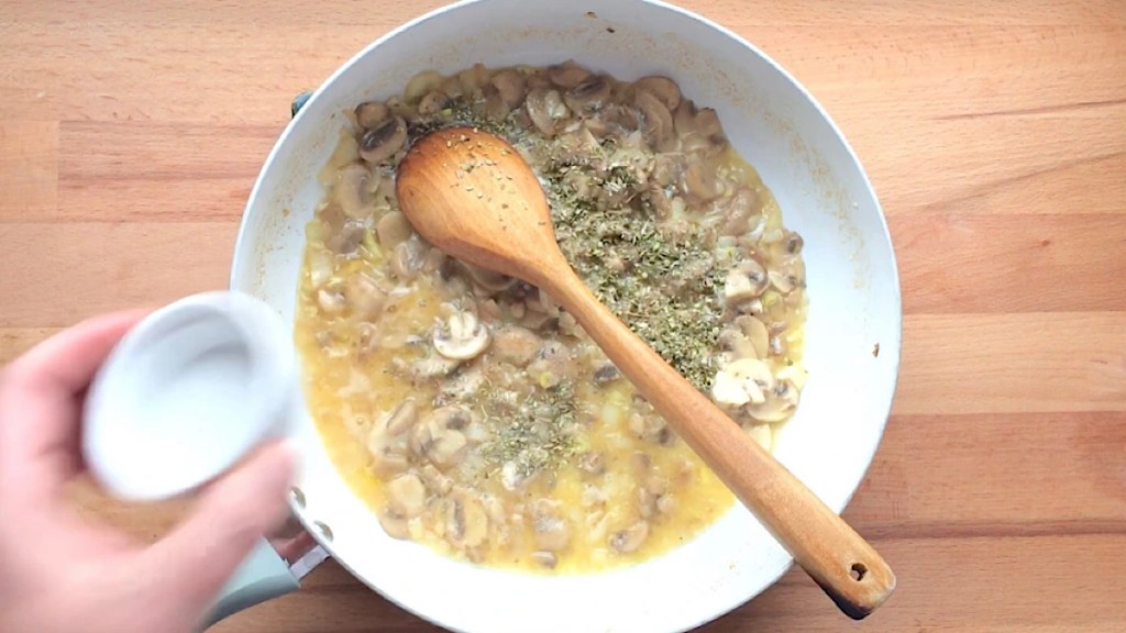 Kremalı mantar çorbası