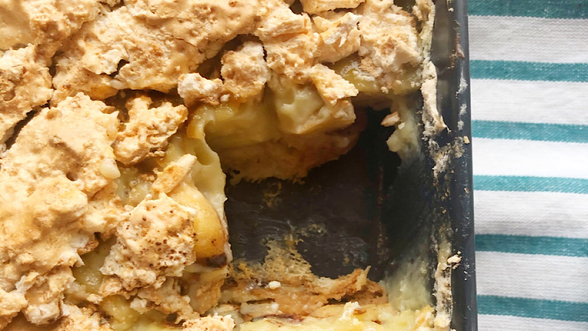 Bezeli elmalı pasta