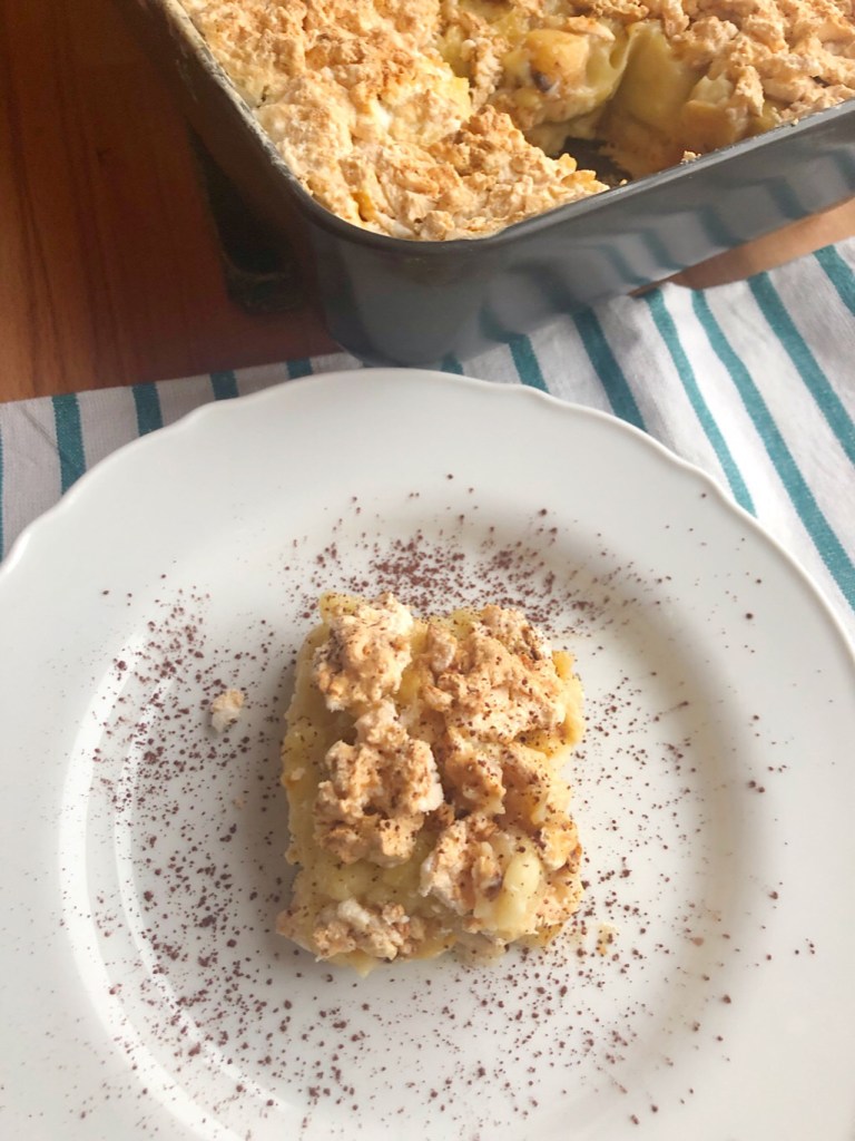 Bezeli elmalı pasta