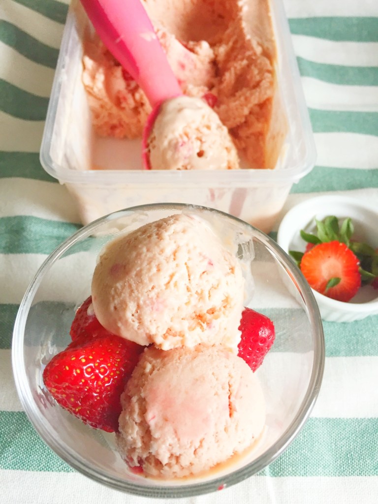 Çilekli dondurma-yumurtasız