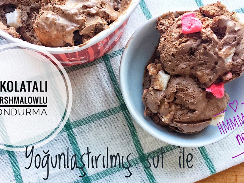 Çikolatalı ve marshmallowlu dondurma